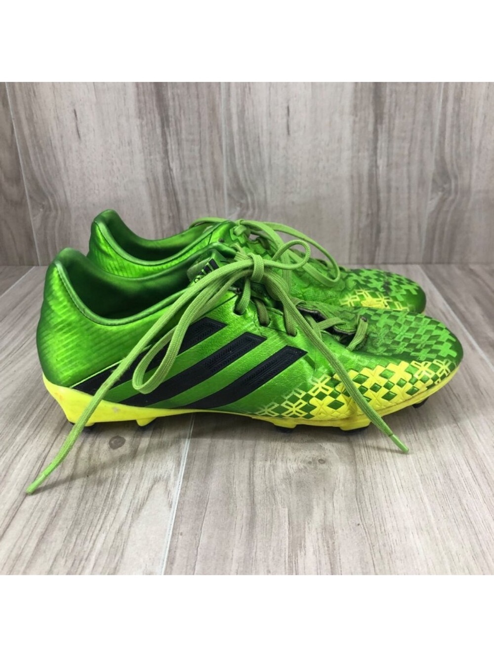 Adidas Predator Absolado Soccer Cleats Youth 5 Neon Green Lace Up Shoes